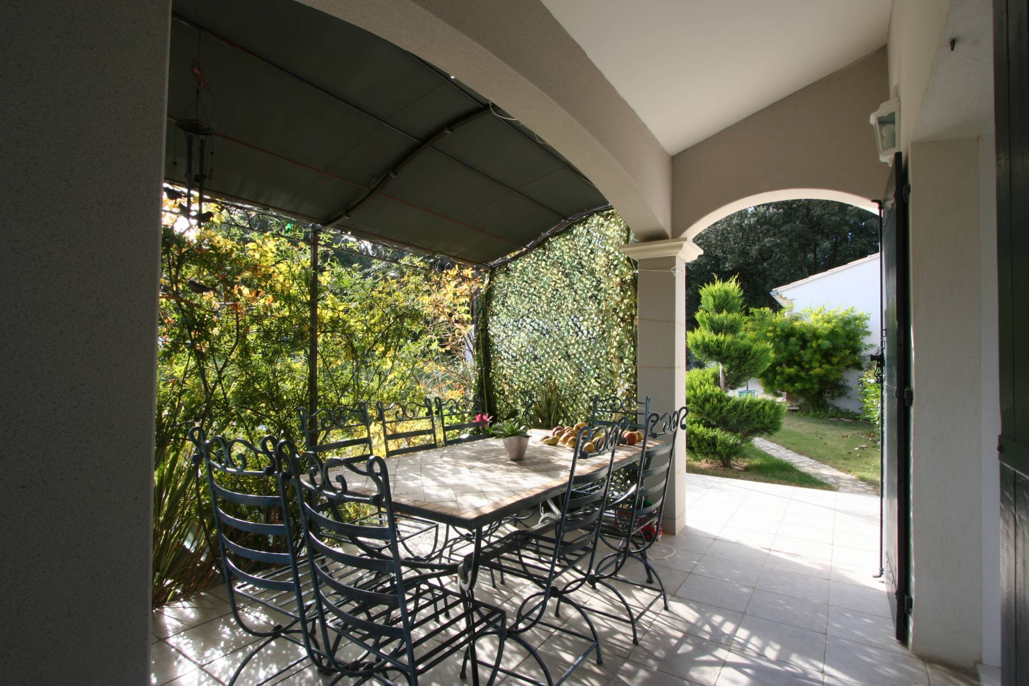  Villa  récente de plain-pied.  Suze La Rousse VENDUE PAR CHRISTINE MIRANDA