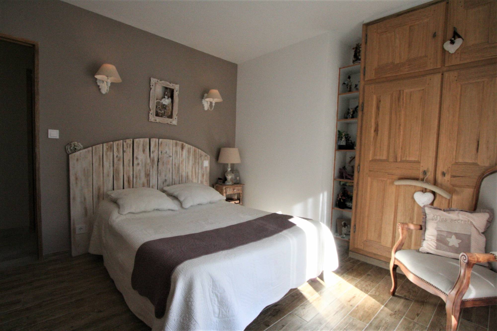  Villa  récente de plain-pied.  Suze La Rousse VENDUE PAR CHRISTINE MIRANDA