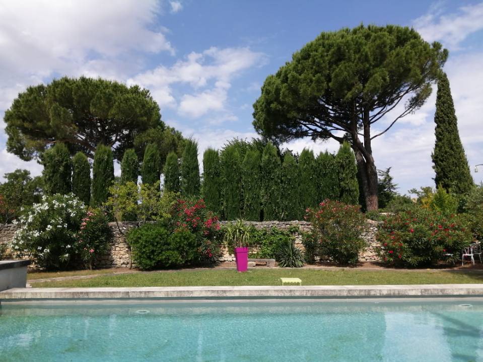 en Drome Provençale, Grande maison  rénovée  avec  piscine et jardin
