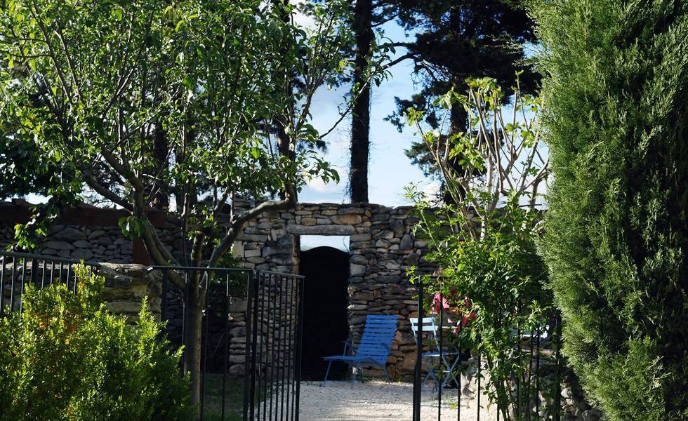 Dans la campagne de Grignan ..à 5mn du Château de Mme de Sévigné