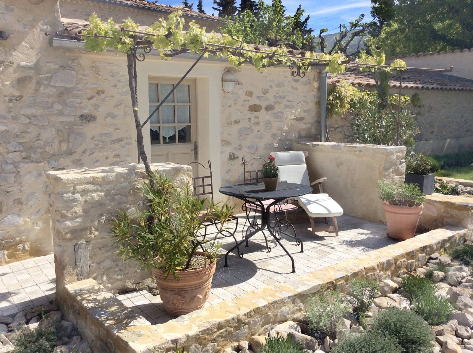 ferme restaurée grignan agence christine miranda