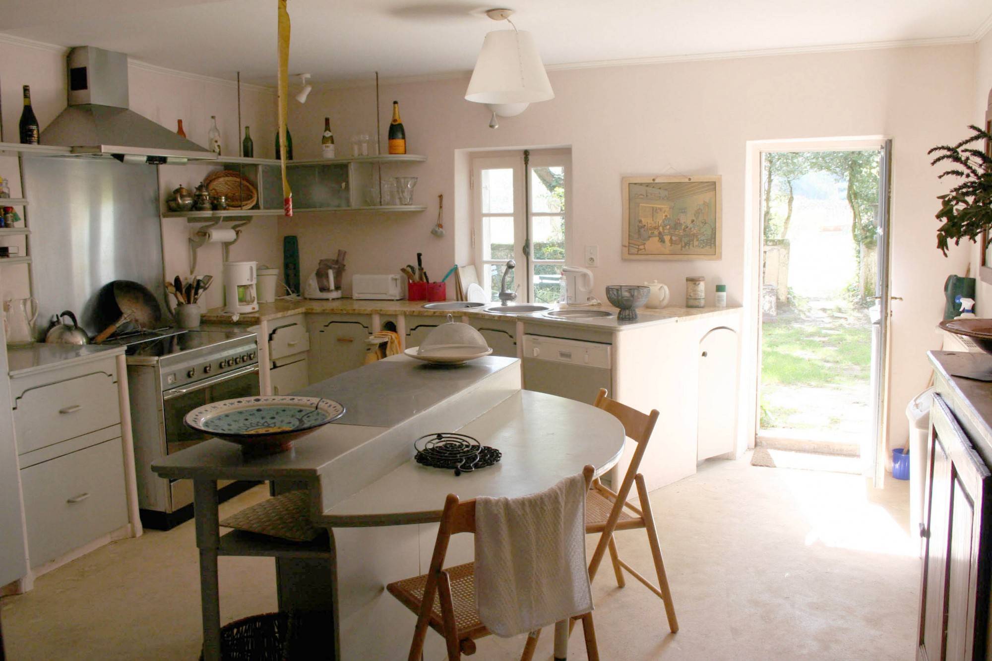 A vendre, Drôme provençale, propriété pleine de charme et d'authenticité avec piscine