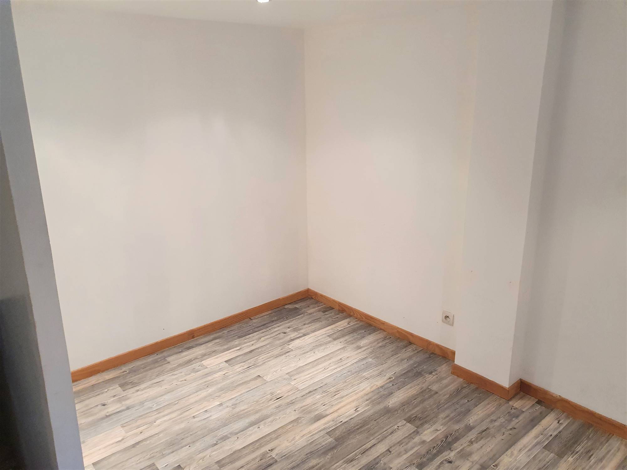 Exclusivité : Maison de village 80m2, Enclave des Papes. VENDUE PAR NOS SOINS