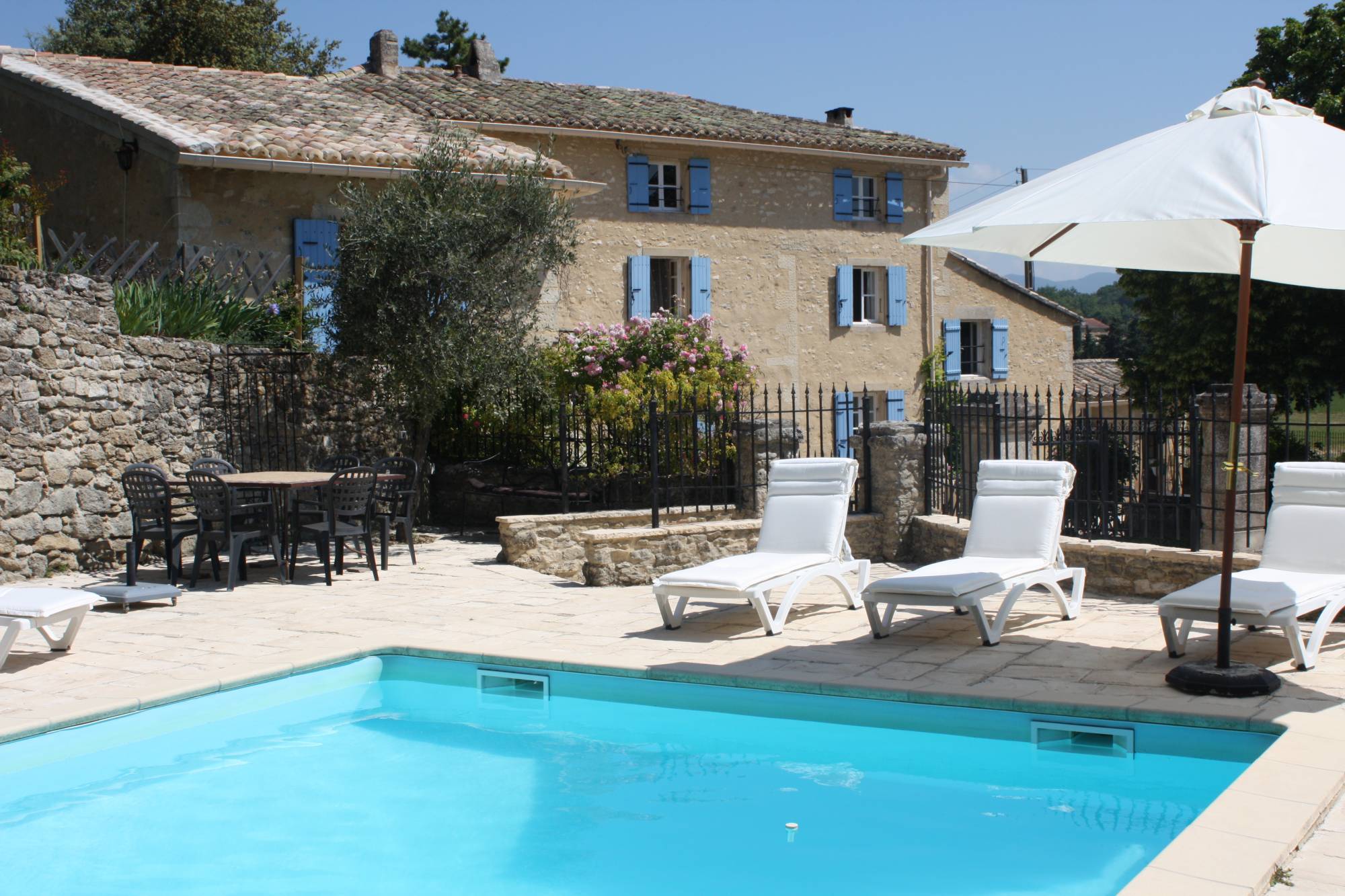 A VENDRE Très beau mas restauré - secteur Grignan