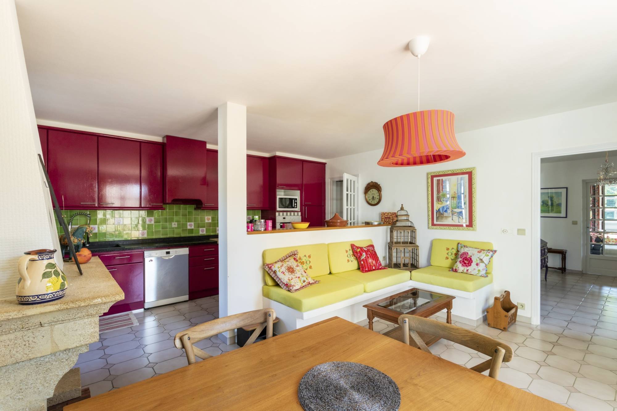 Belle maison de qualité dans secteur privilégié. La Garde Adhémar