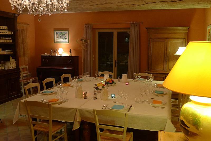 Une maison de famille en Drôme Provençale. VENDUE PAR NOS SOINS Grignan  