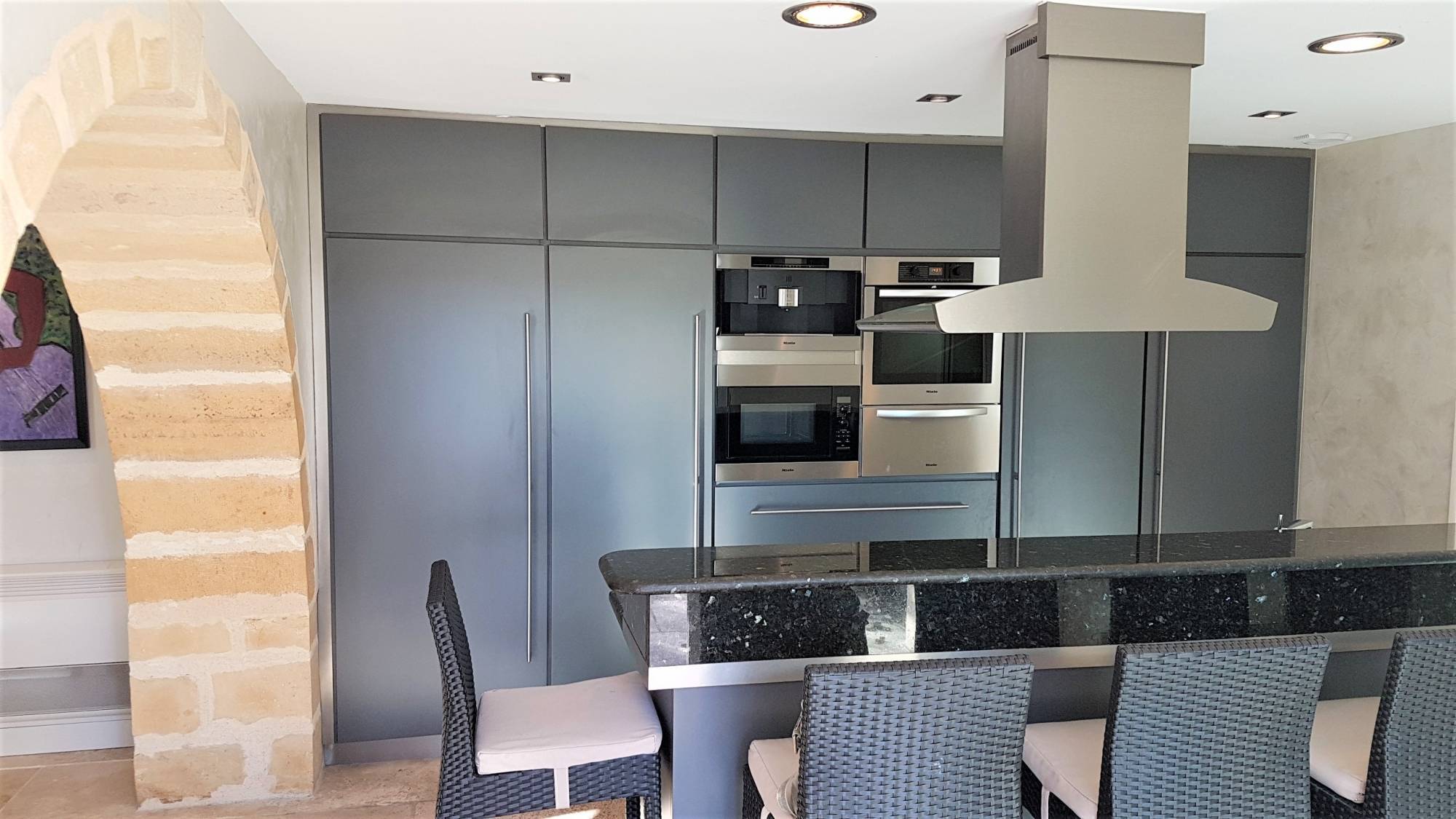  Enclave des Papes,  Mas de village restauré avec piscine, VENDUE PAR NOS SOINS