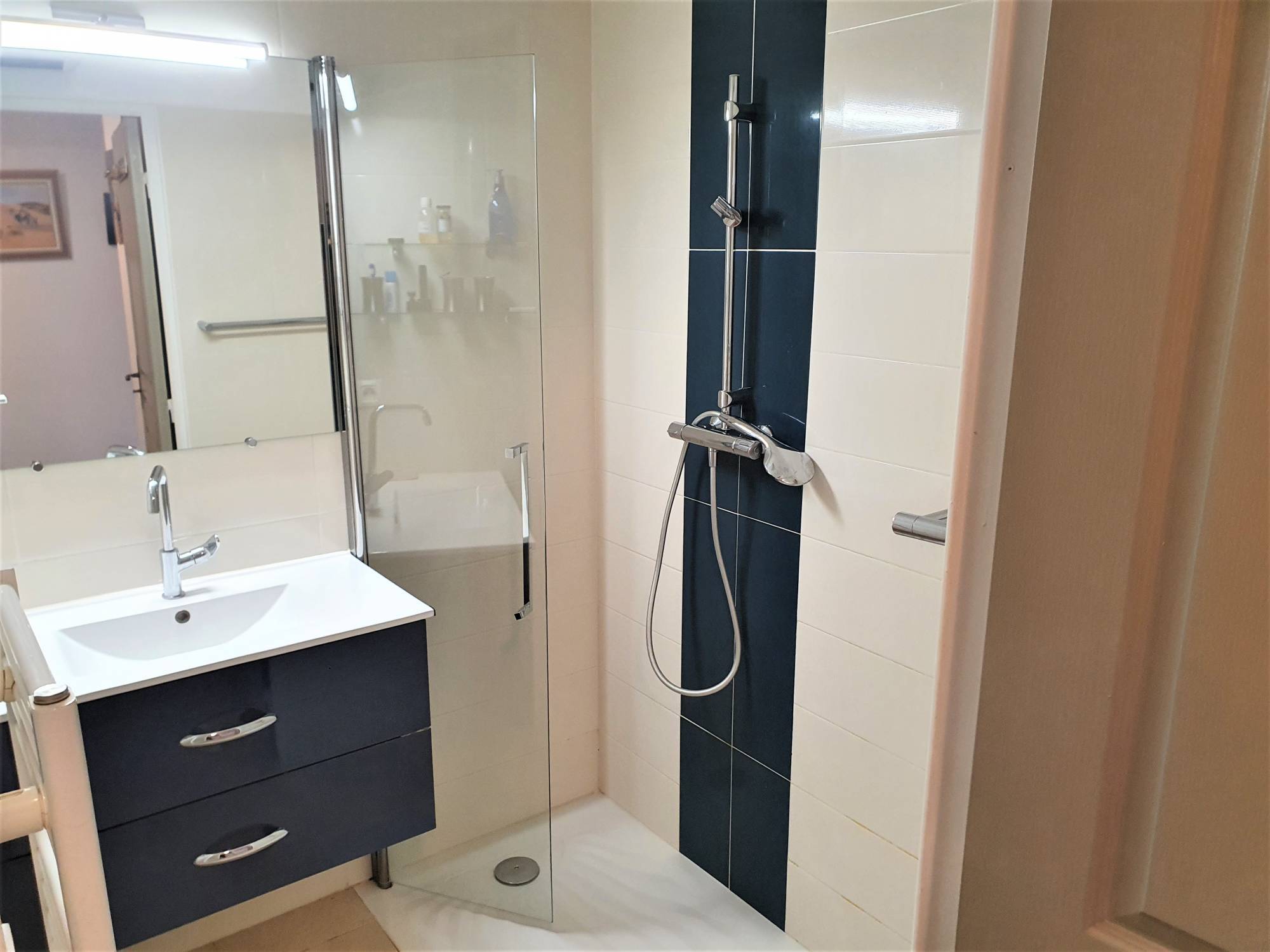  Appartement, St Cécile les Vignes