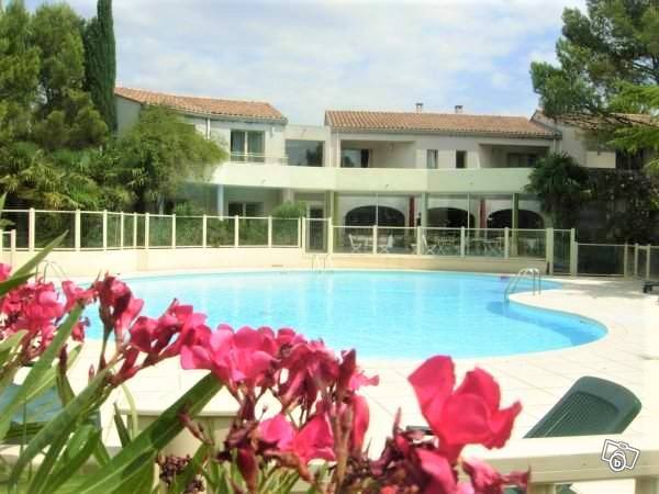  Appartement, St Cécile les Vignes