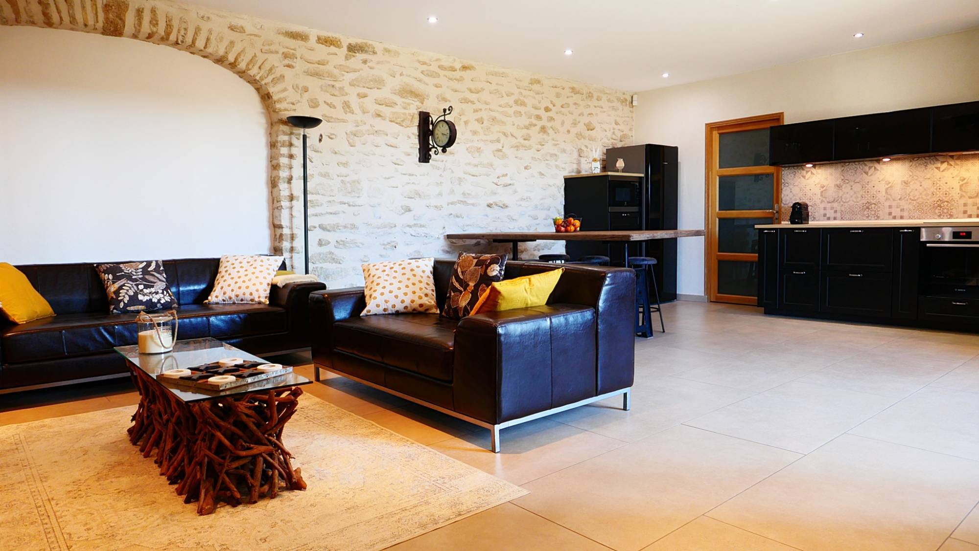 Enclave des Papes, superbe habitation dans résidence pleine de charme -Idéale résidence de vacances