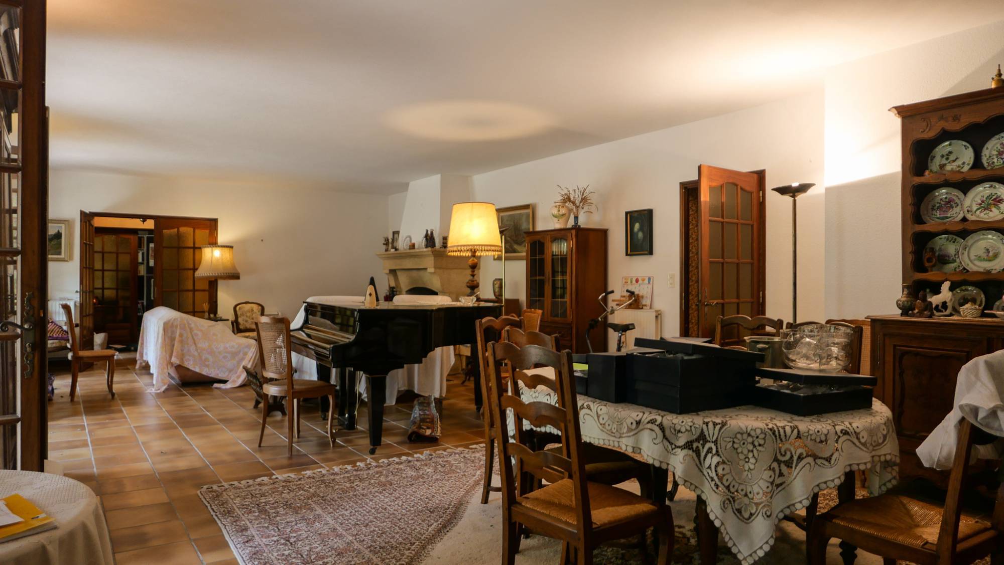 Villa de plain pied avec piscine, COMPROMIS SIGNÉ PAR NOS SOINS Saint Restitut  