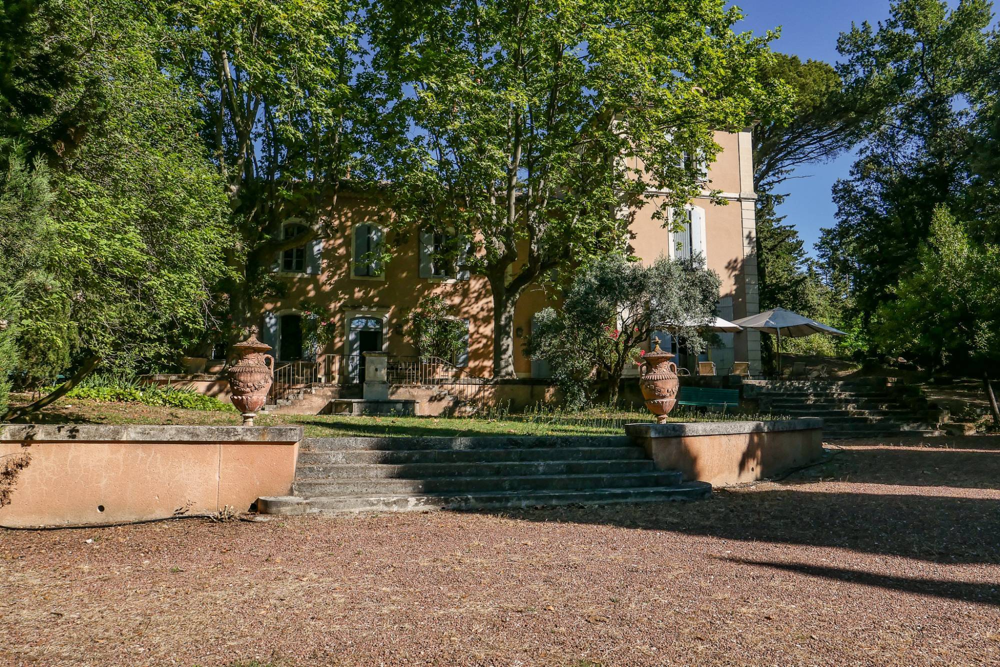 A vendre Bastide d'exception au coeur de l'Enclave des Papes