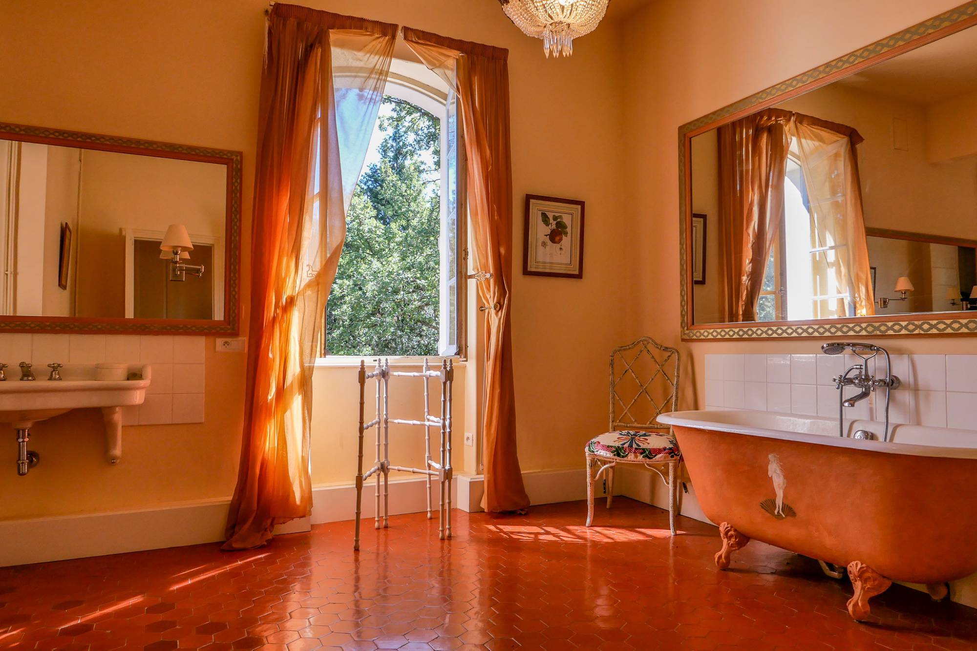 A vendre Bastide d'exception au coeur de l'Enclave des Papes