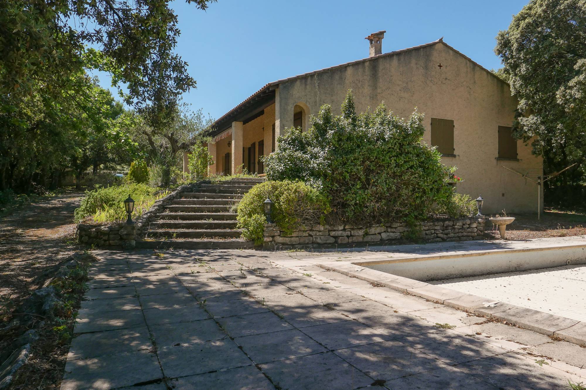 Villa à vendre st Restitut 