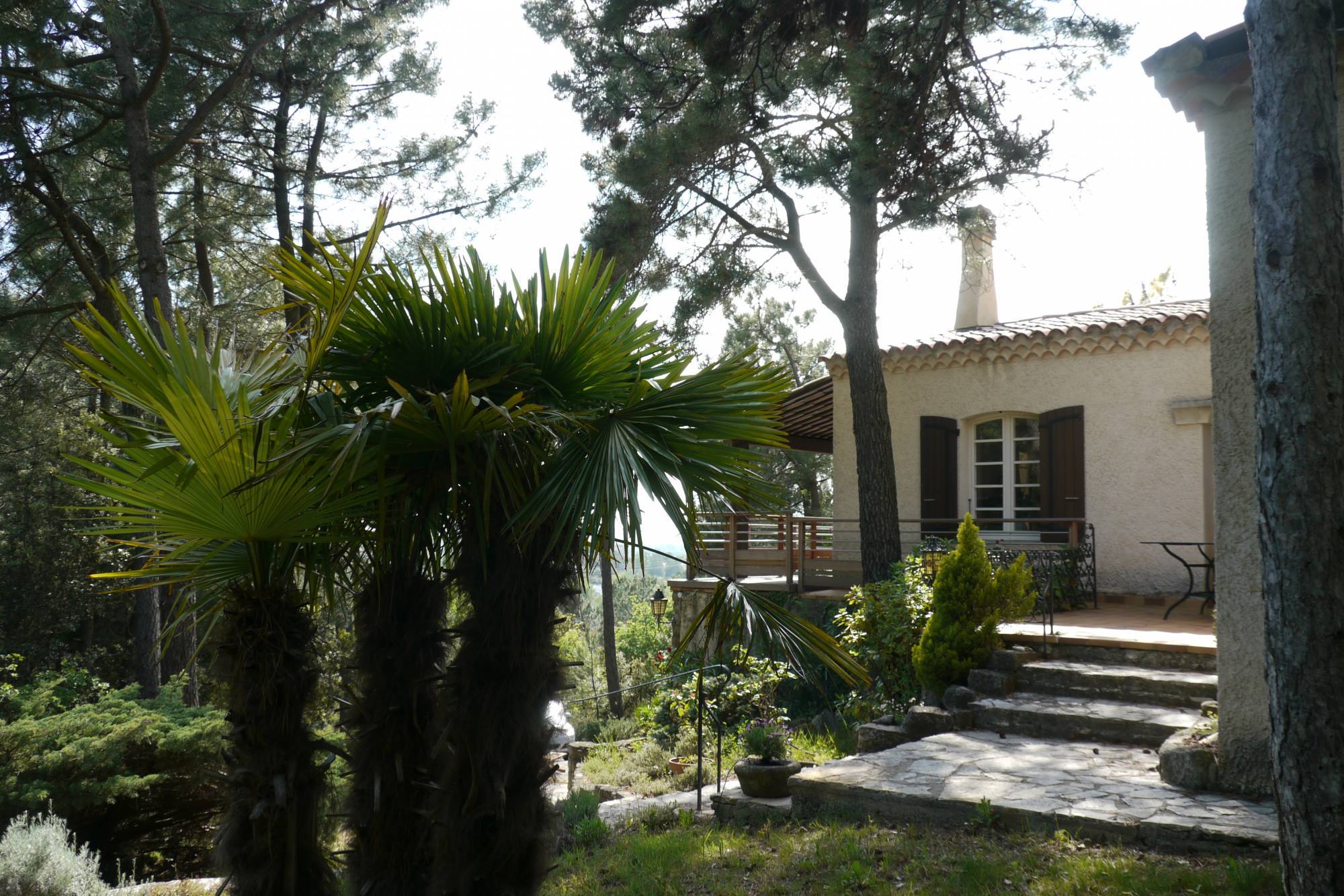 Villa à vendre à Valréas au coeur d'une magnifique pinède...