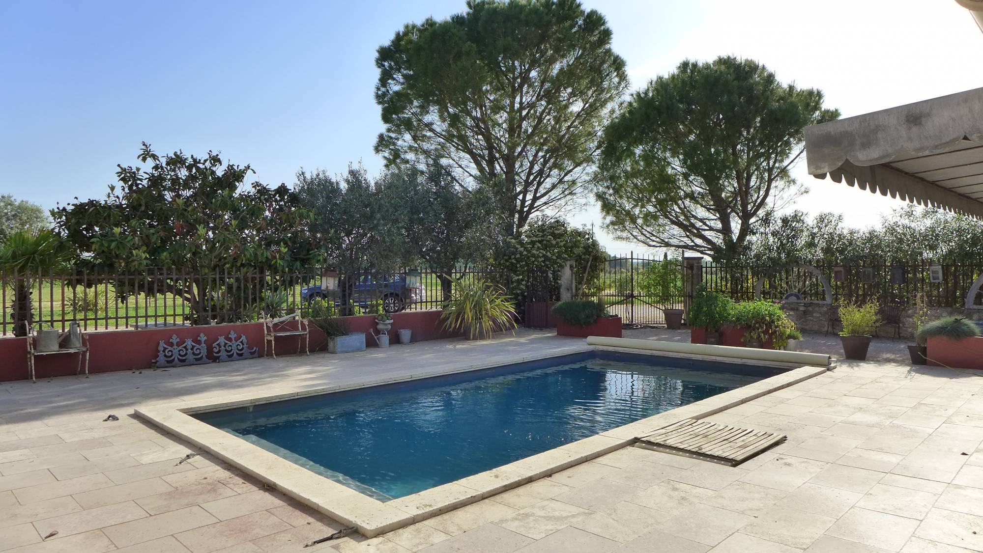 Mas  de caractère proche de Suze la Rousse  SOUS OFFRE