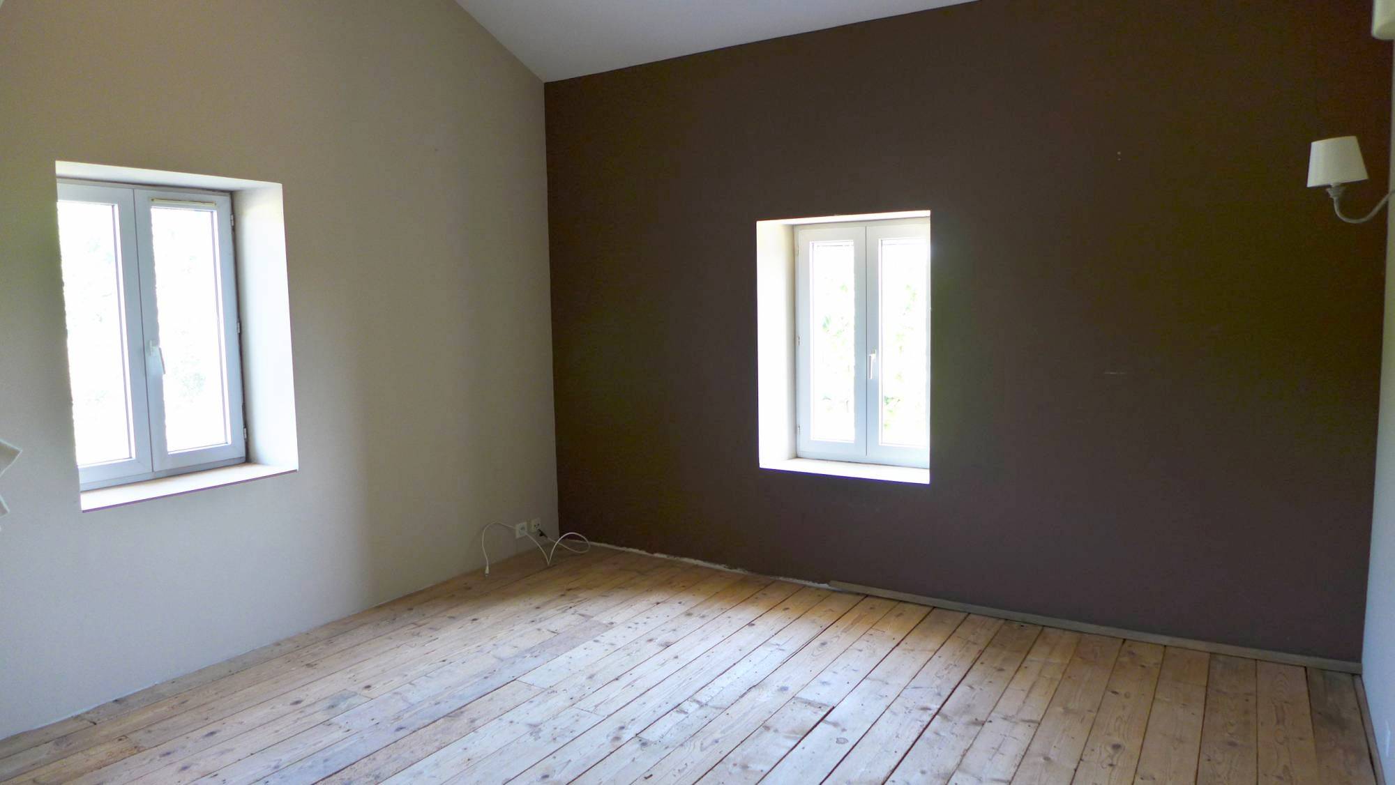 Mas  de caractère proche de Suze la Rousse  SOUS OFFRE