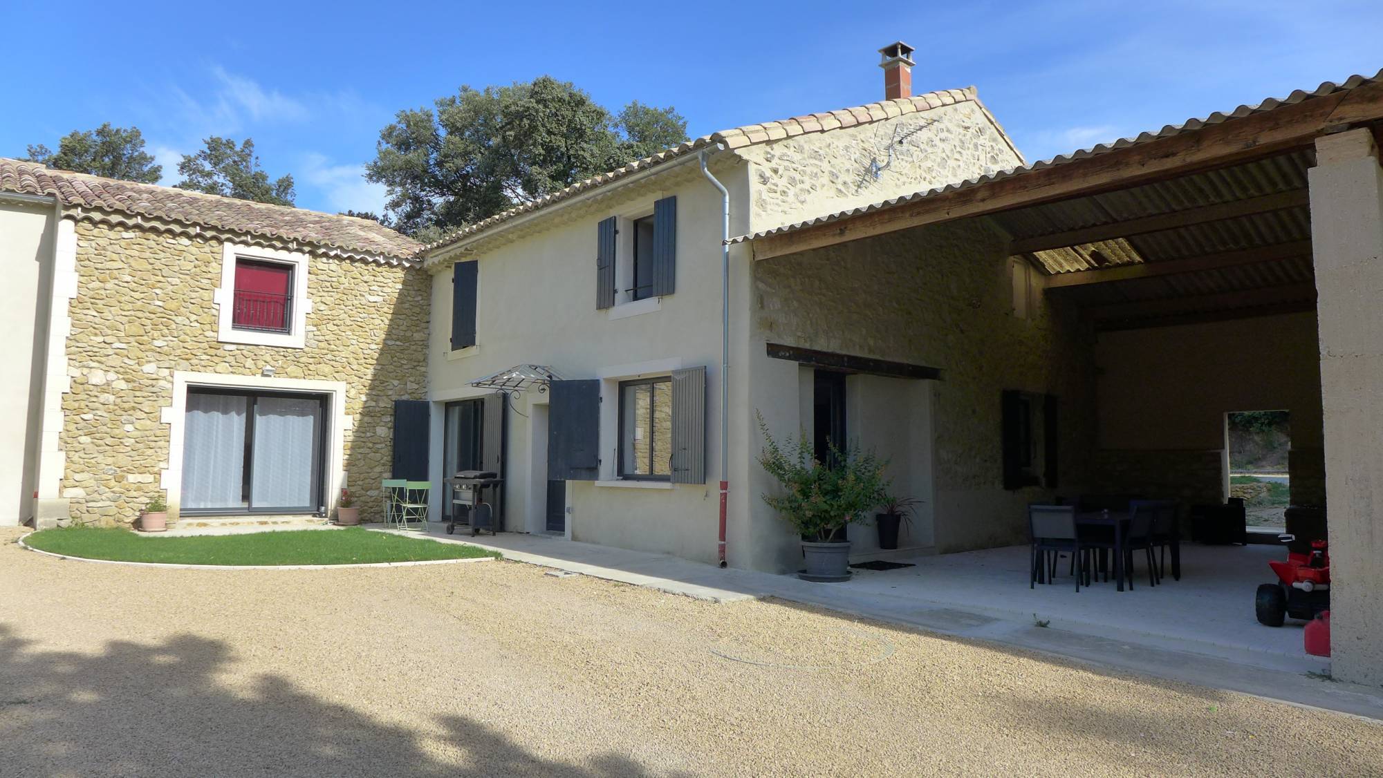 5mn de St Paul Trois Châteaux