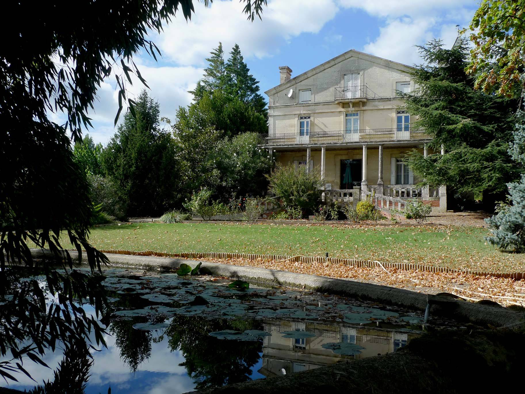 maison de Maître 19eme Ardeche Meridionale En campagne, non isolée VENDU 