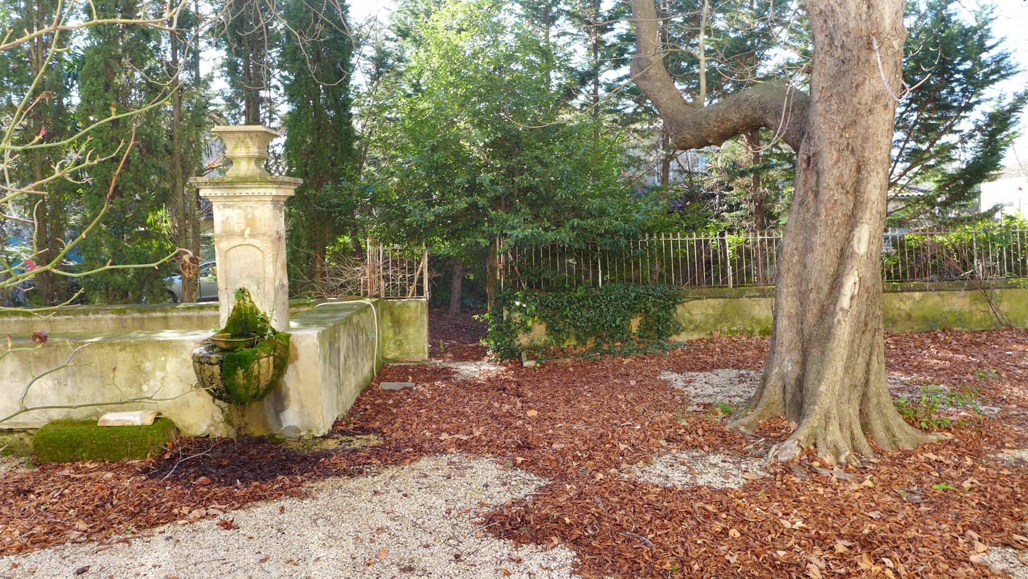 Sainte Cécile les Vignes , Maison de maître  VENDUE  par Christine MIRANDA Immobilier