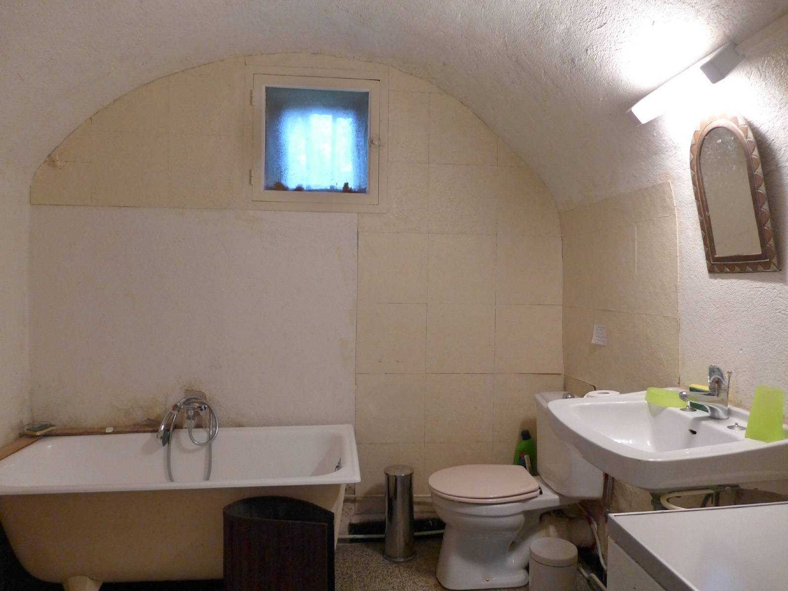 Mas à rafraîchir Ardèche Meridionale VENDU PAR NOS SOINS