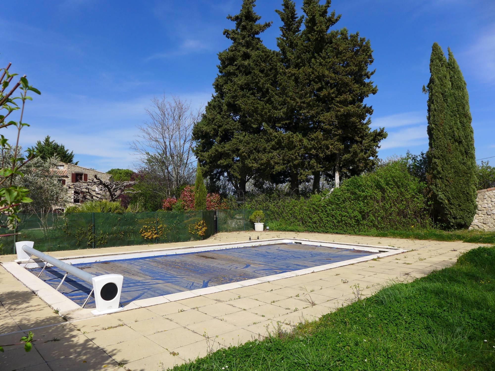 Aux portes de la Provence, proche Montélimar ensemble de 2 maisons  en pierres