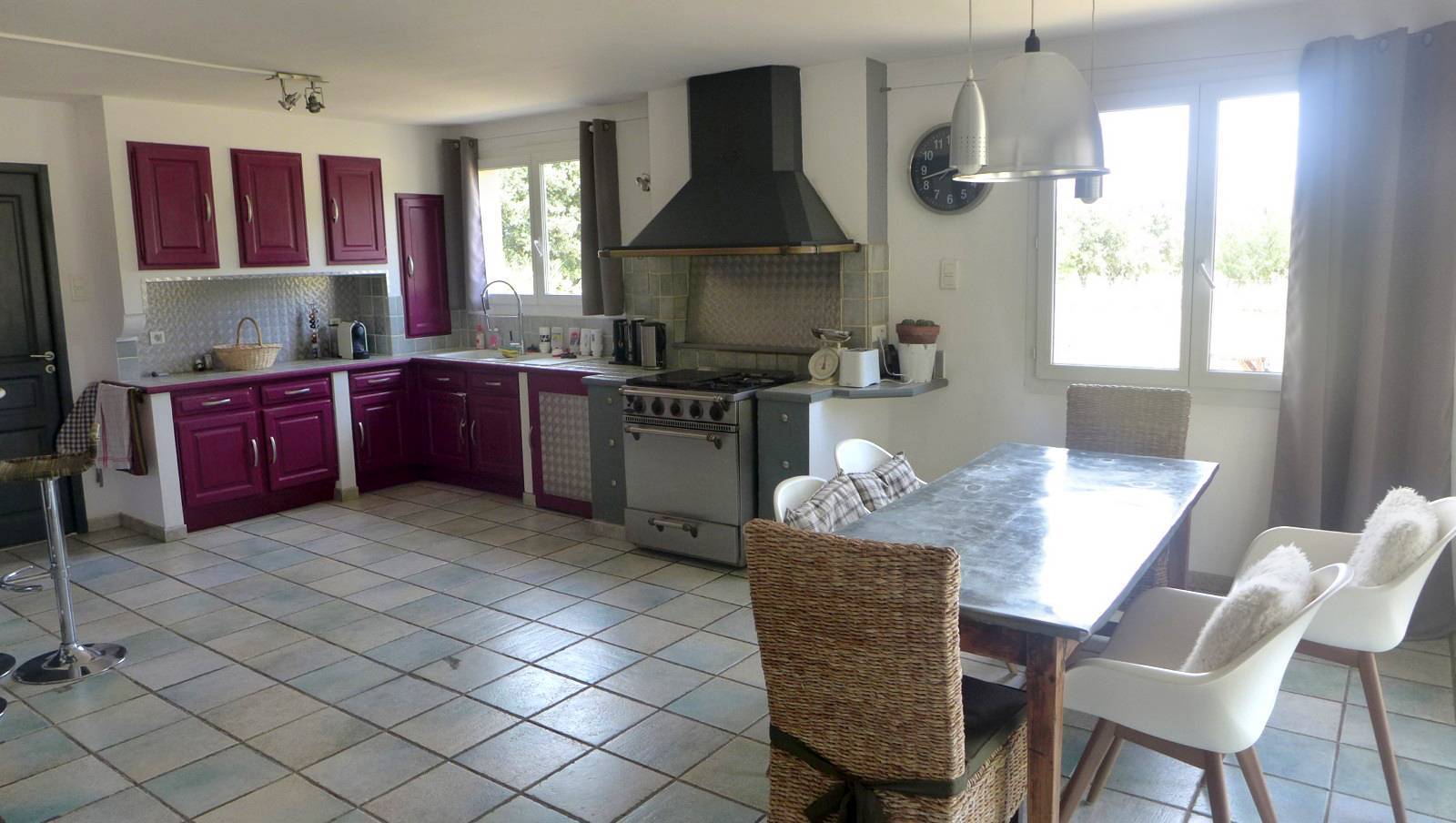 Secteur Grignan, villa des années 70 entièrement remise au goût du jour