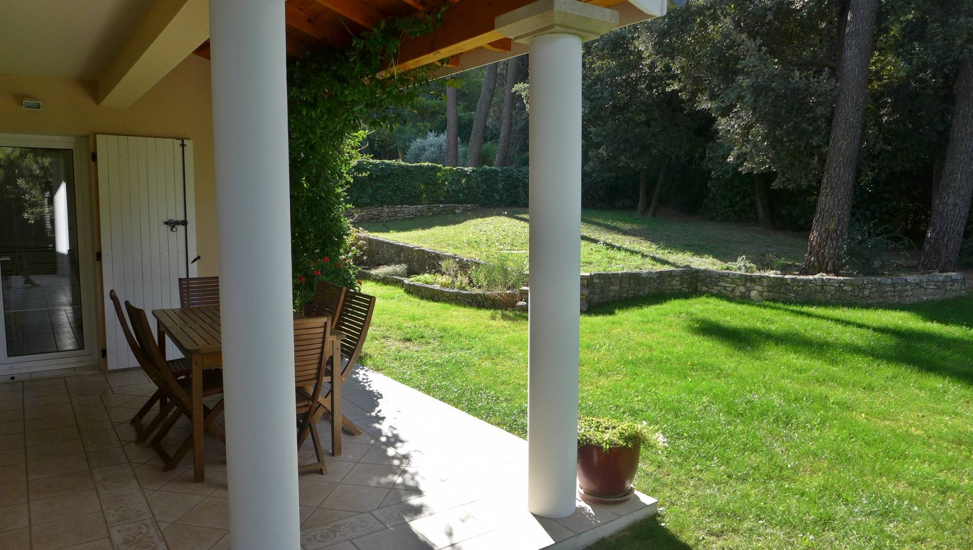 terrasses permettant d'être à l'abri du Mistral 