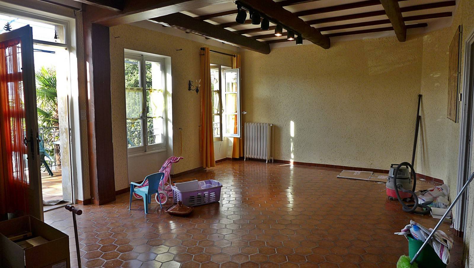 Proche Saint Paul Trois Châteaux Jolie maison début 1900