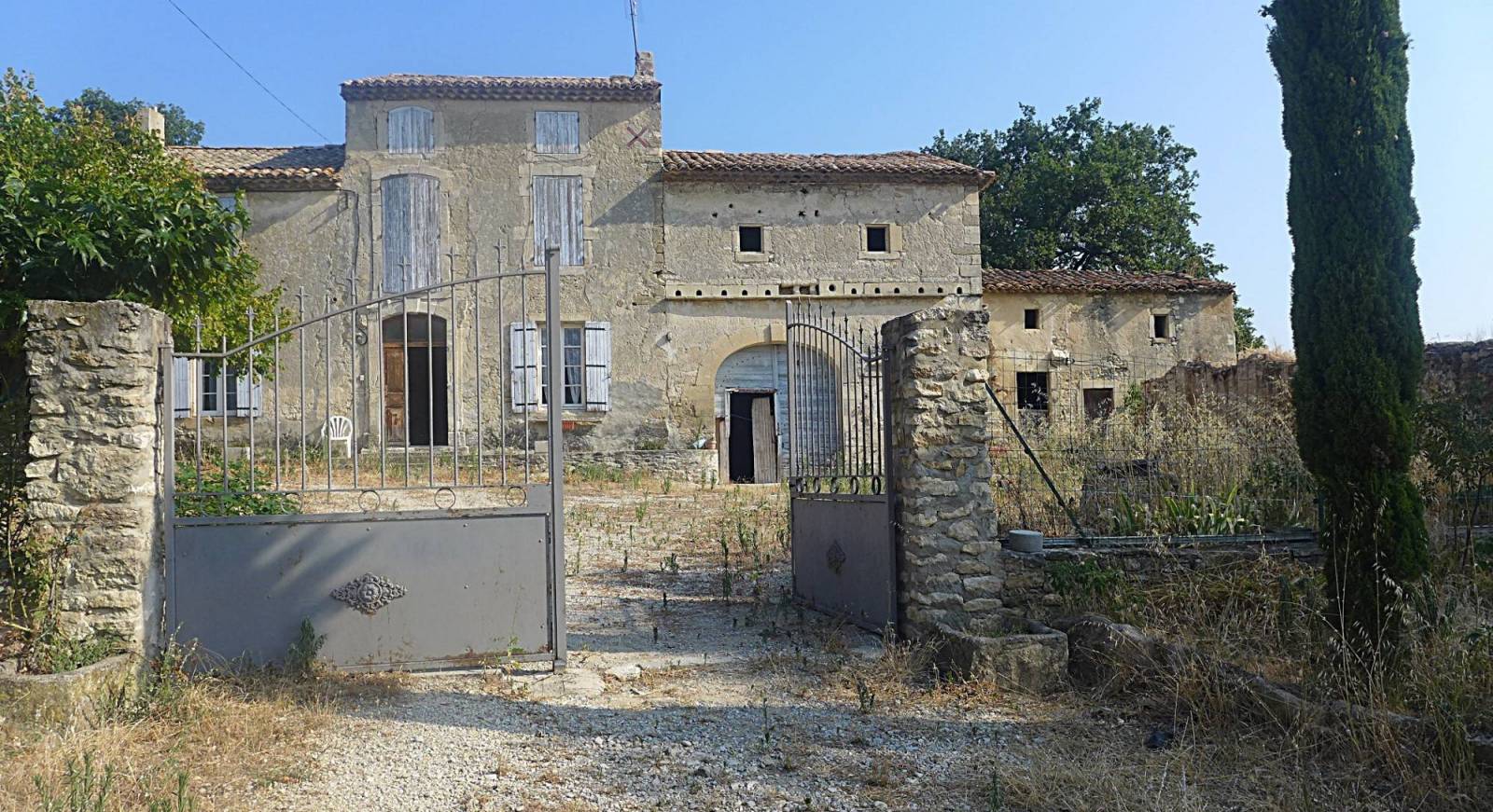 Proche de Grignan, ferme du XVIème  à restaurer VENDUE PAR MIRANDA IMMOBILIER Grignan  