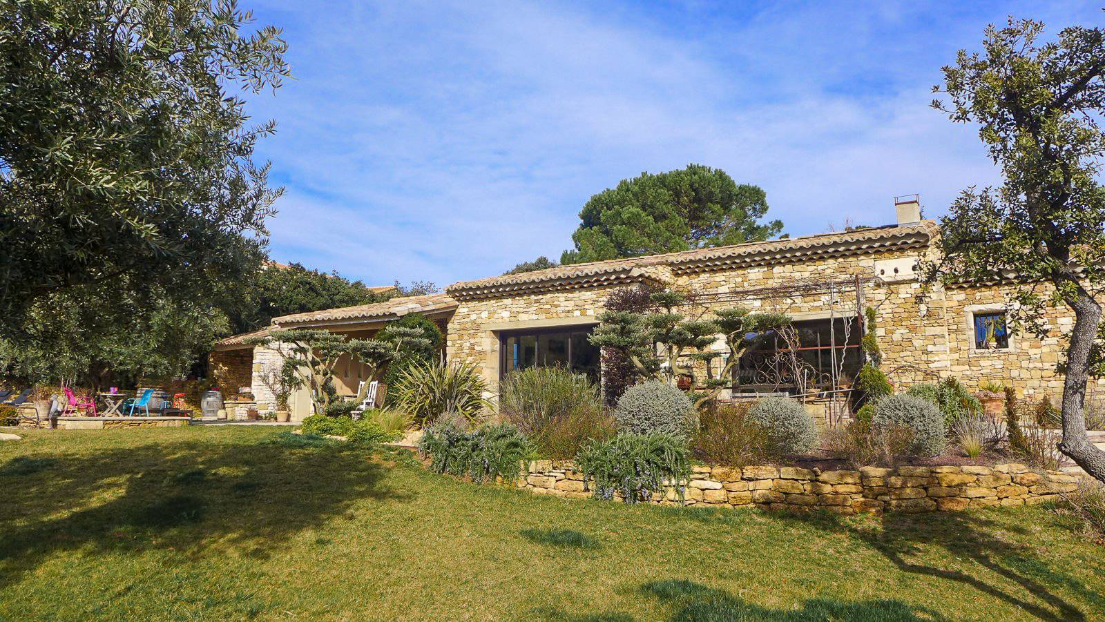 Villa de standing à vendre en Drome Provencale  