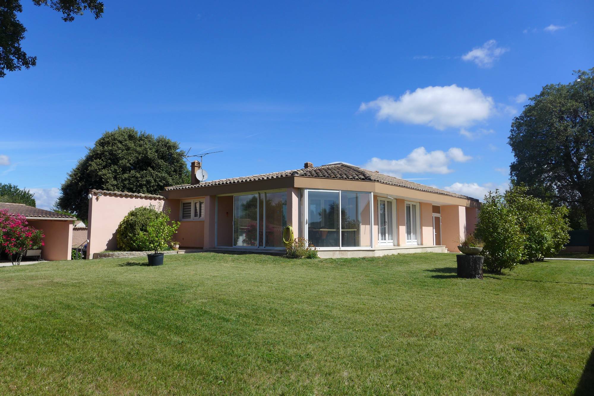 villa à vendre à bollène 