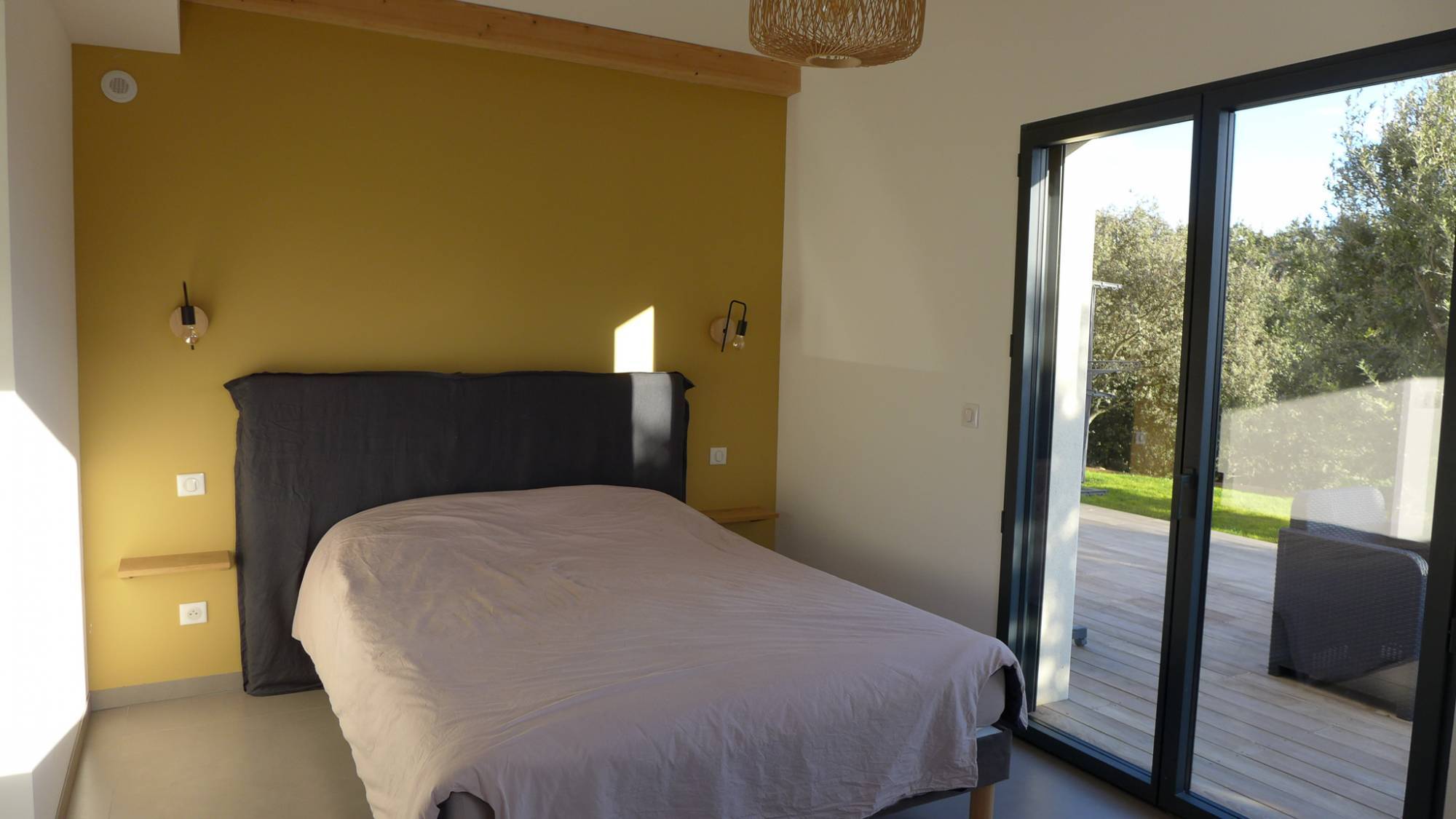 Drôme Provençale, Villa contemporaine à vendre , en position dominante.