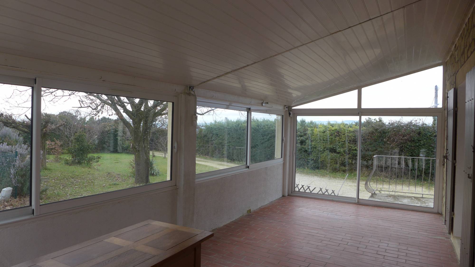  A vendre, La Garde Adhémar, villa avec 4 chambres, terrain, piscine et garage 