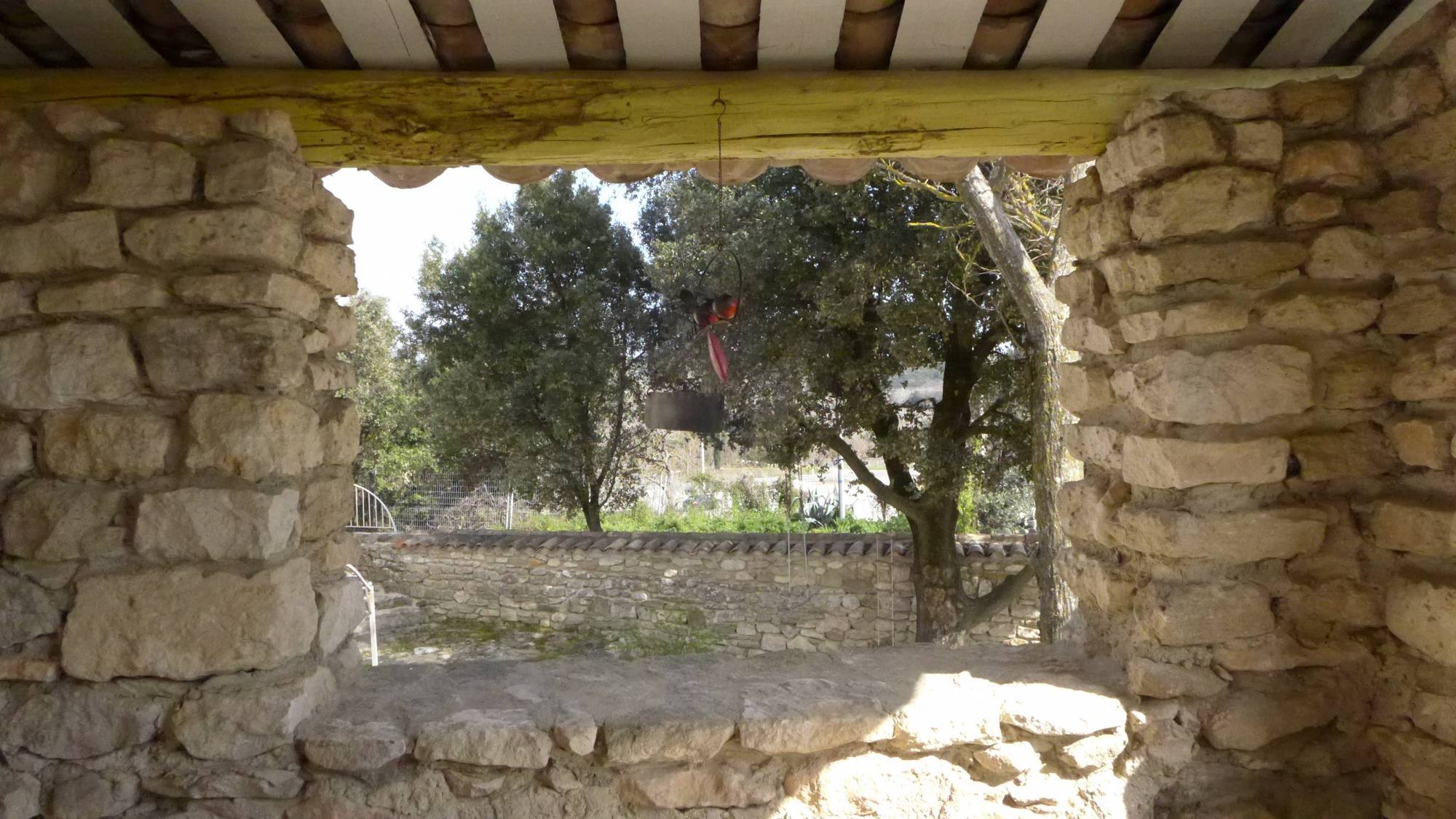 Secteur St Restitut - duplex de 70m² dans copropriété pleine de charme