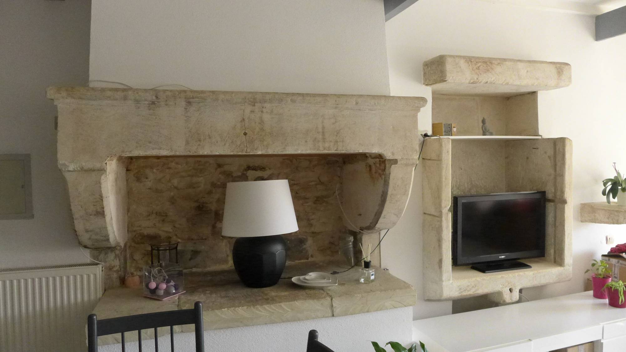 Secteur St Restitut - duplex de 70m² dans copropriété pleine de charme