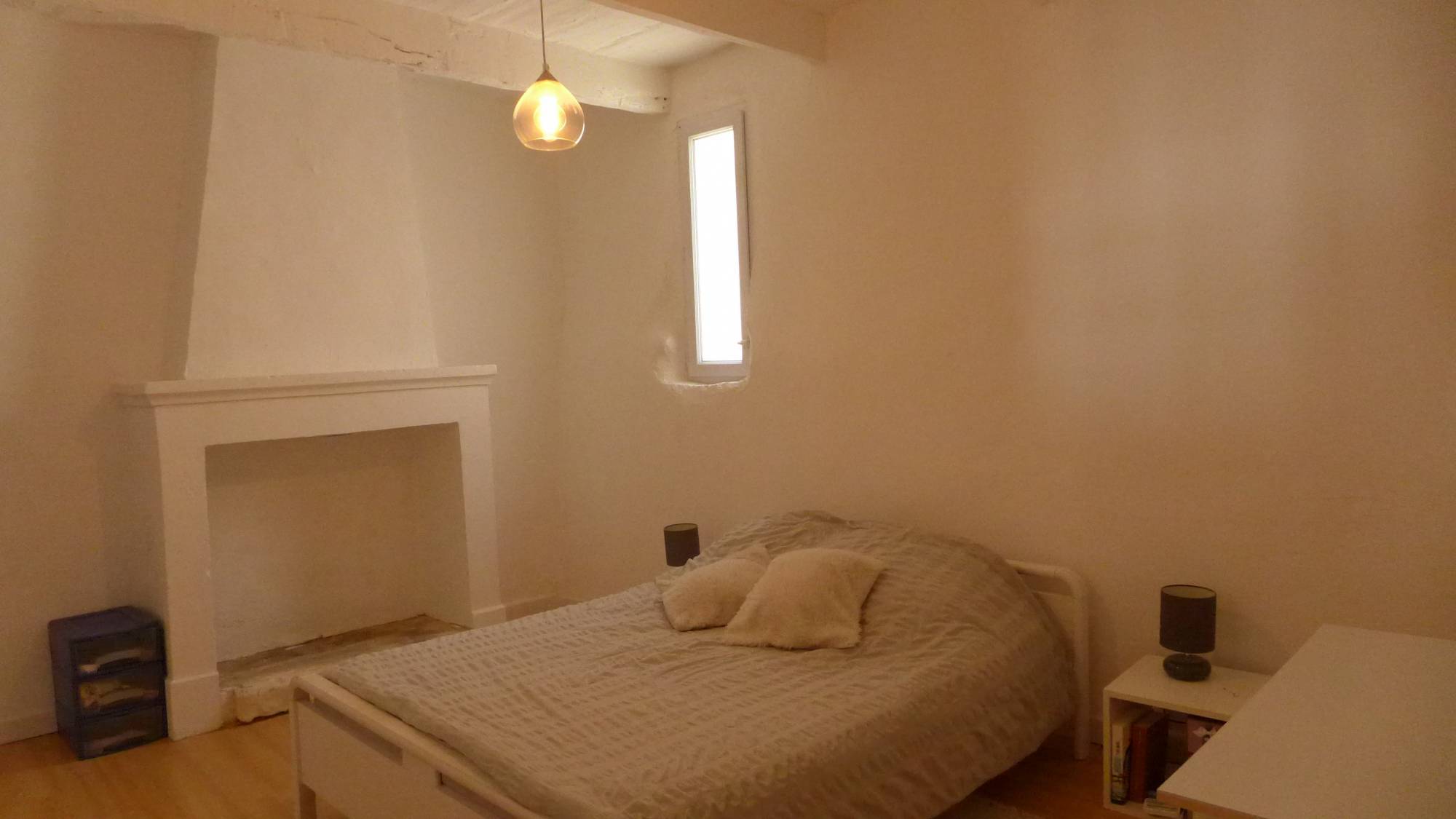 Secteur St Restitut, dans copropriété pleine de charme, VENDU PAR NOS SOINS 