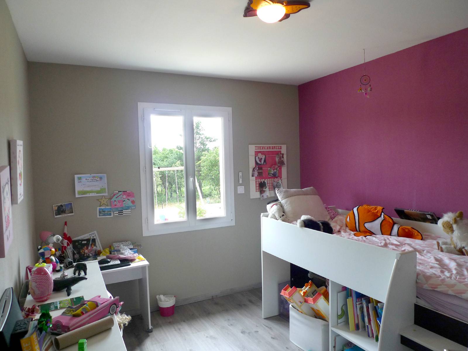 Villa de plain-pied  Quartier résidentiel  Villa de plain-pied  Proche de Grignan  Quartier résidentiel 