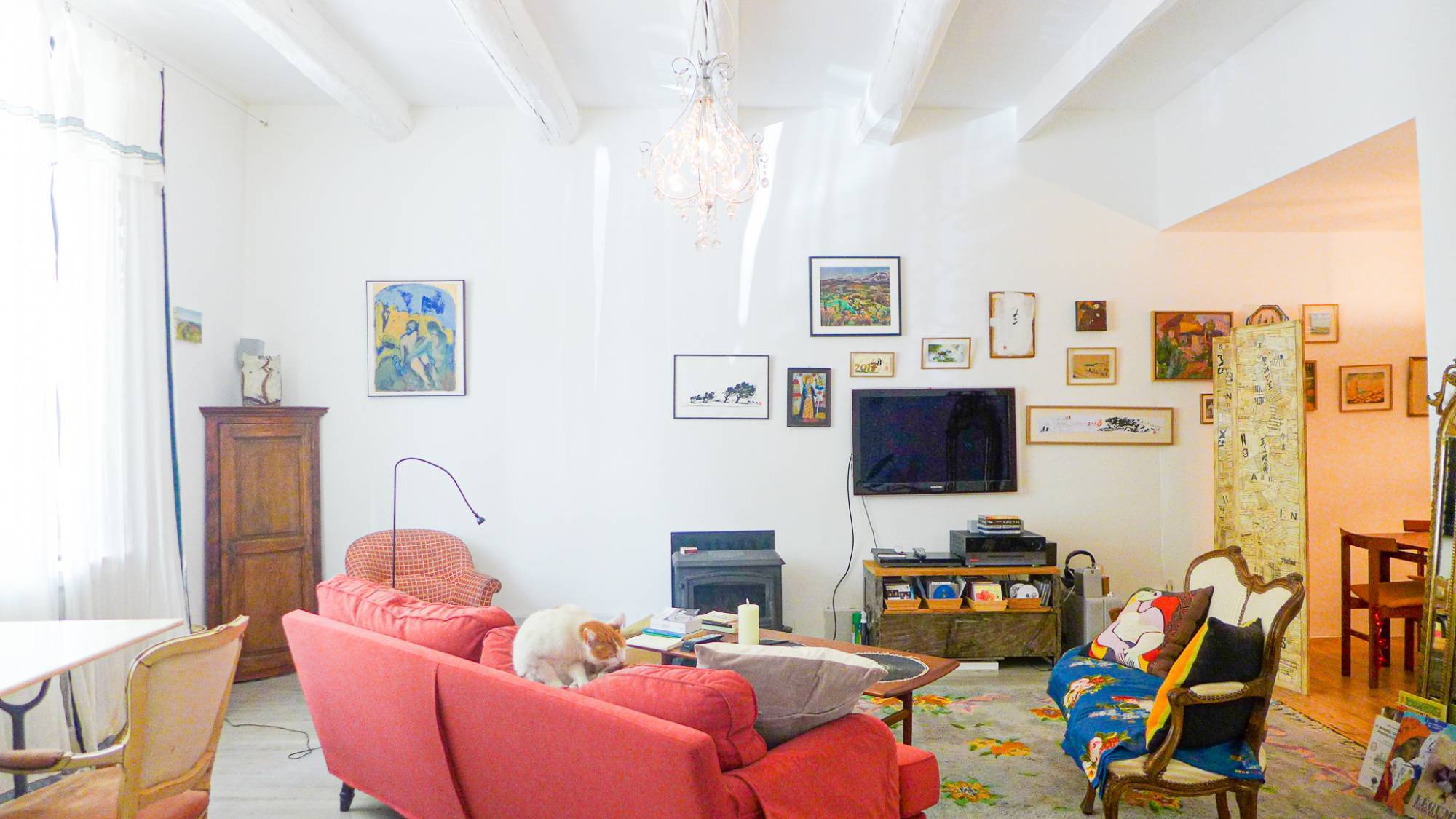 Au coeur d'un village du Haut  Vaucluse.....A vendre Hôtel particulier