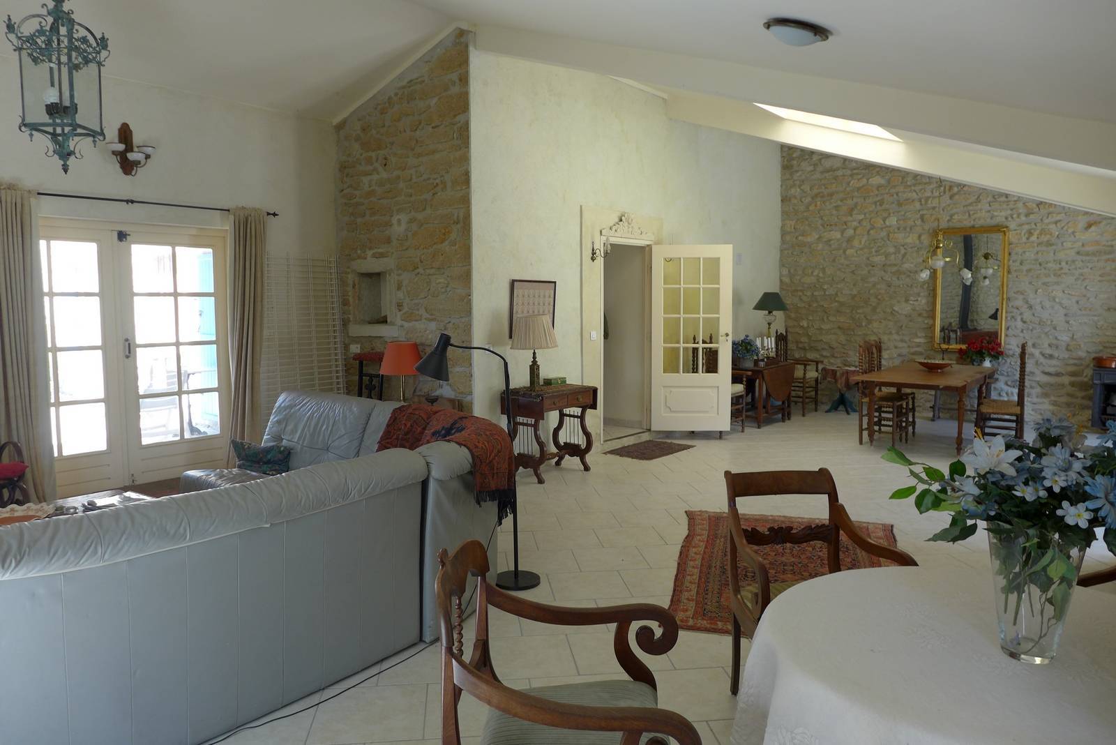 SOUS OFFRE  secteur Grignan, charmant Mas de vacances, 6 ch, piscine, terrain clos