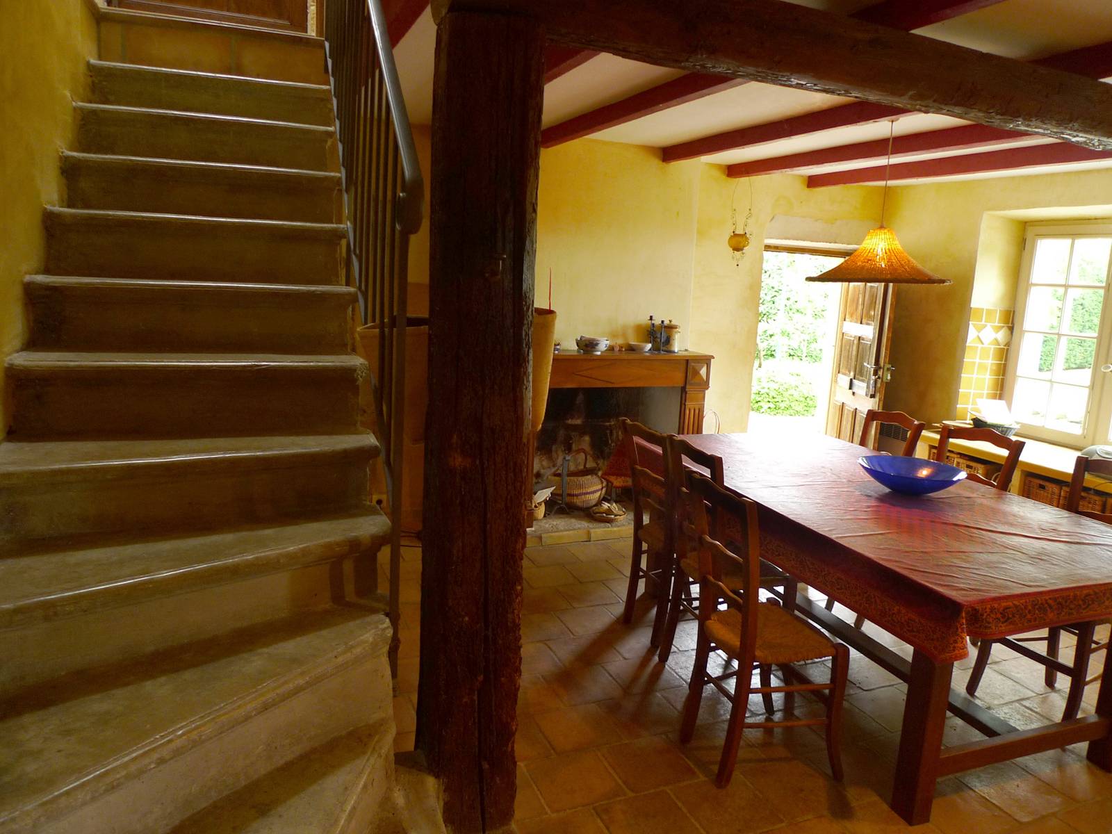 Mas restauré à vendre Vaucluse, Enclave des Papes à 1km du village- VENDU