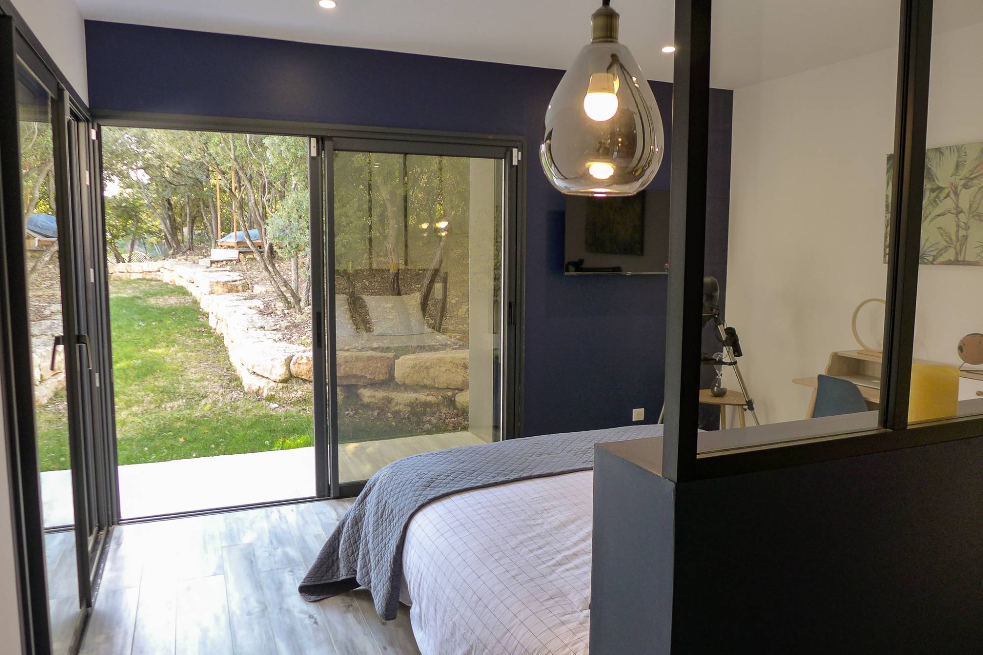 Superbe Maison d'architecte avec 3 suites, terrain et piscine VENDUE Drôme provençale  