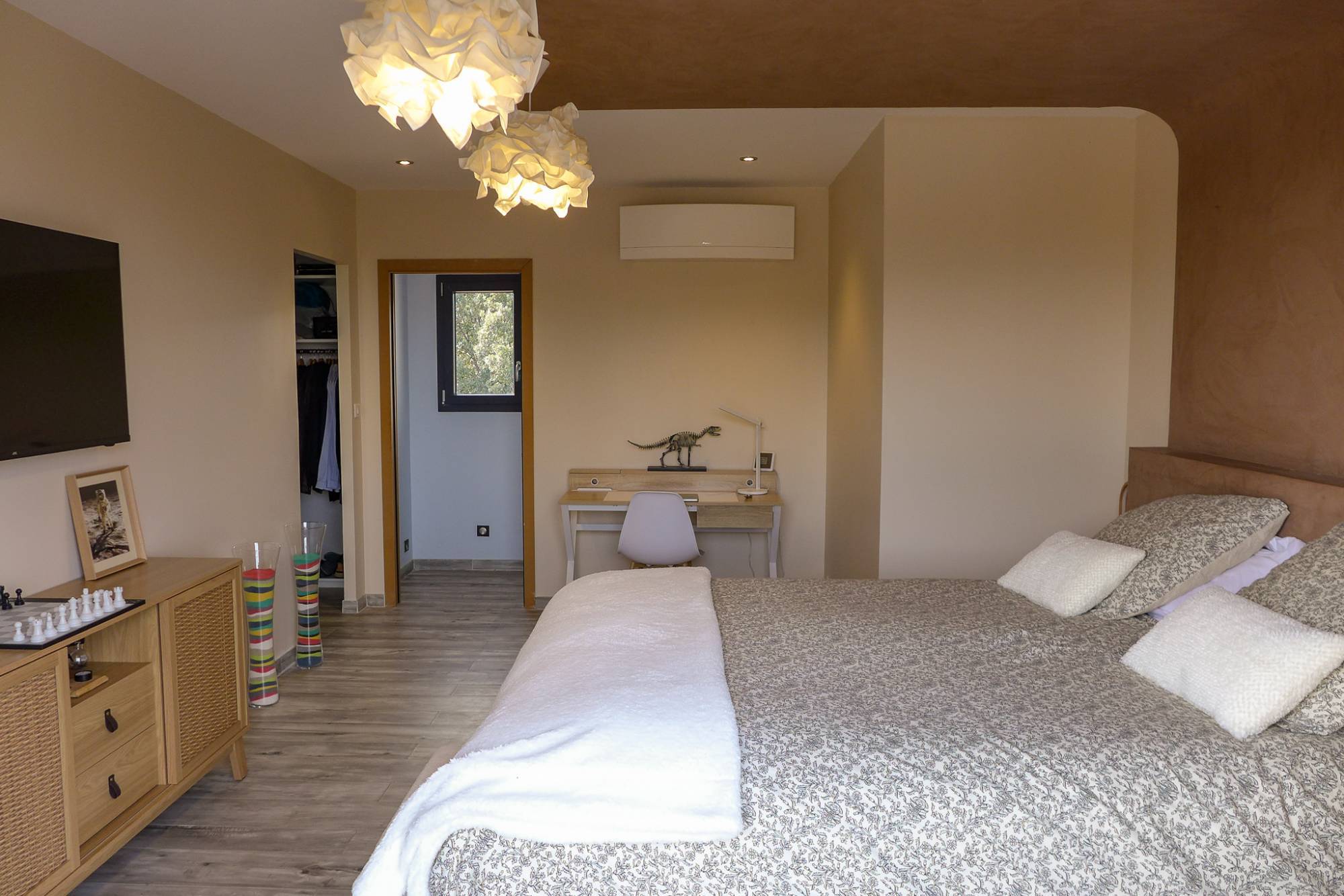 Superbe Maison d'architecte avec 3 suites, terrain et piscine VENDUE Drôme provençale  