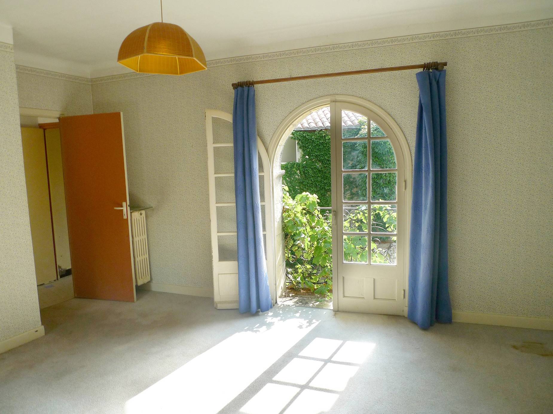 Très belle maison du 18ème vendu  par l'Agence Christine Miranda