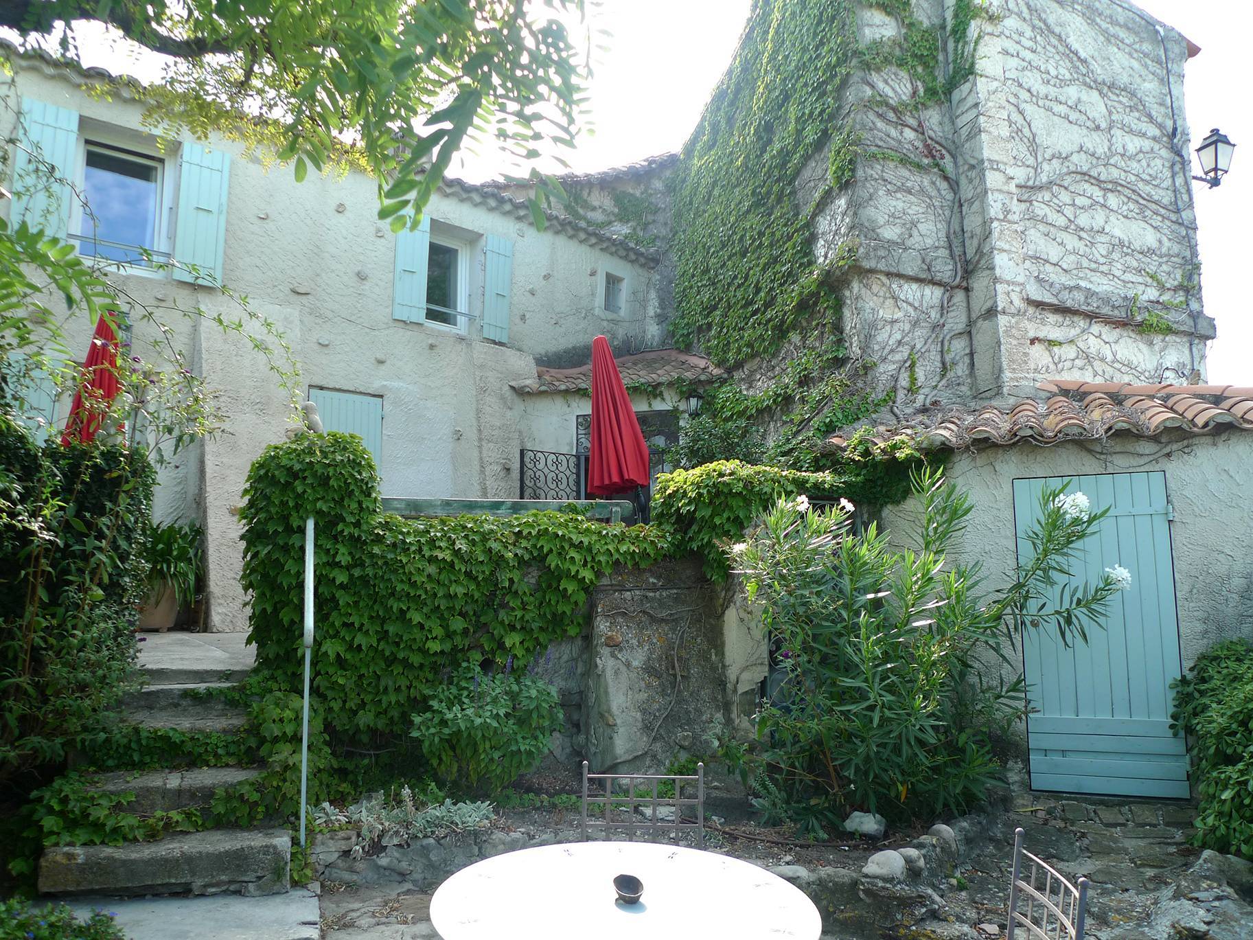 Maison de  village à Cairanne vendue par l'Agence Miranda Immobilier