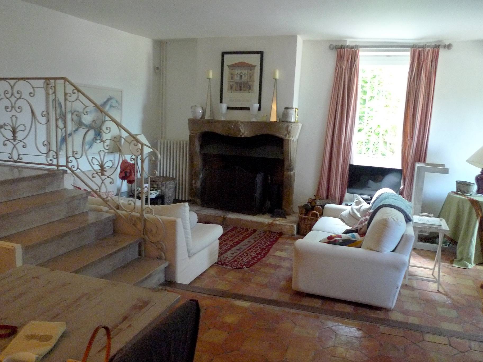 Haut Vaucluse, très belle maison de village VENDUE PAR NOS SOINS