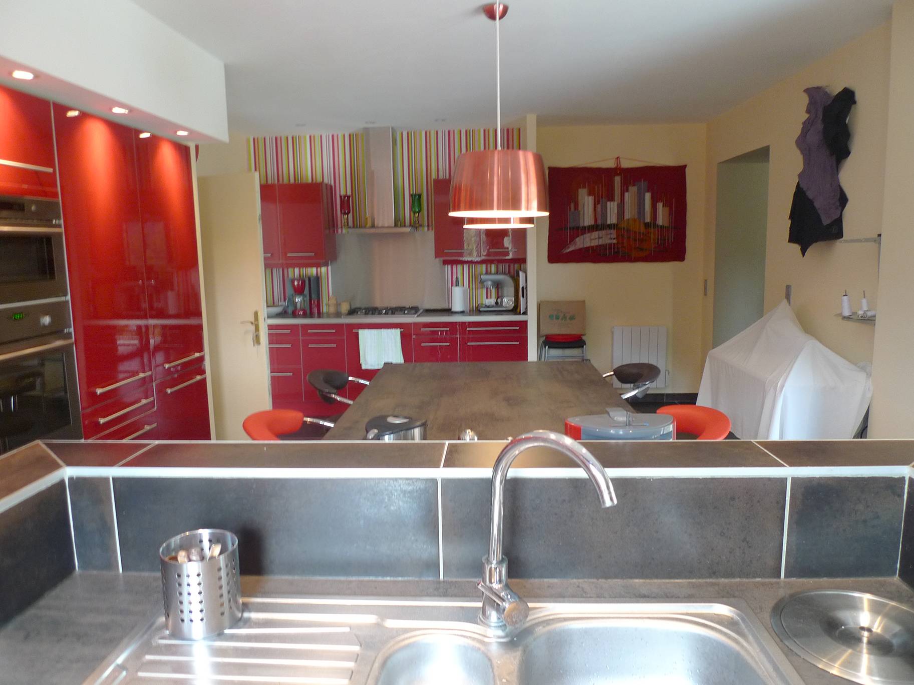 Haut Vaucluse, entre Sainte Cécile les Vignes et Orange, villa de caractère 