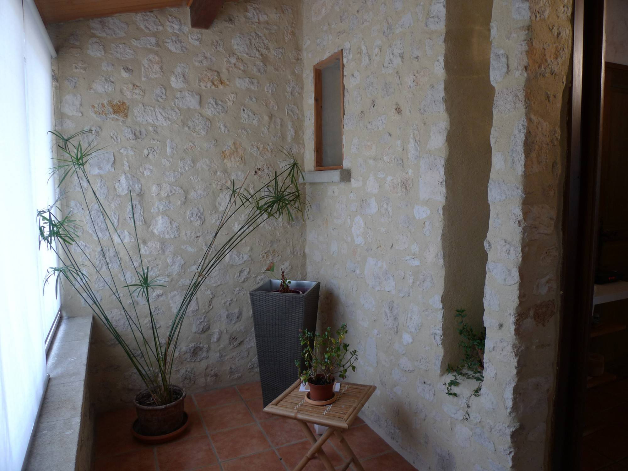 Villa de plain pied dans bel environnement 5 mn de Grignan