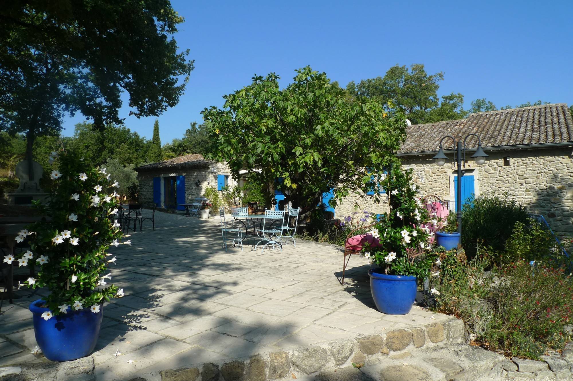 maison de famille à vendre secter de Grignan 