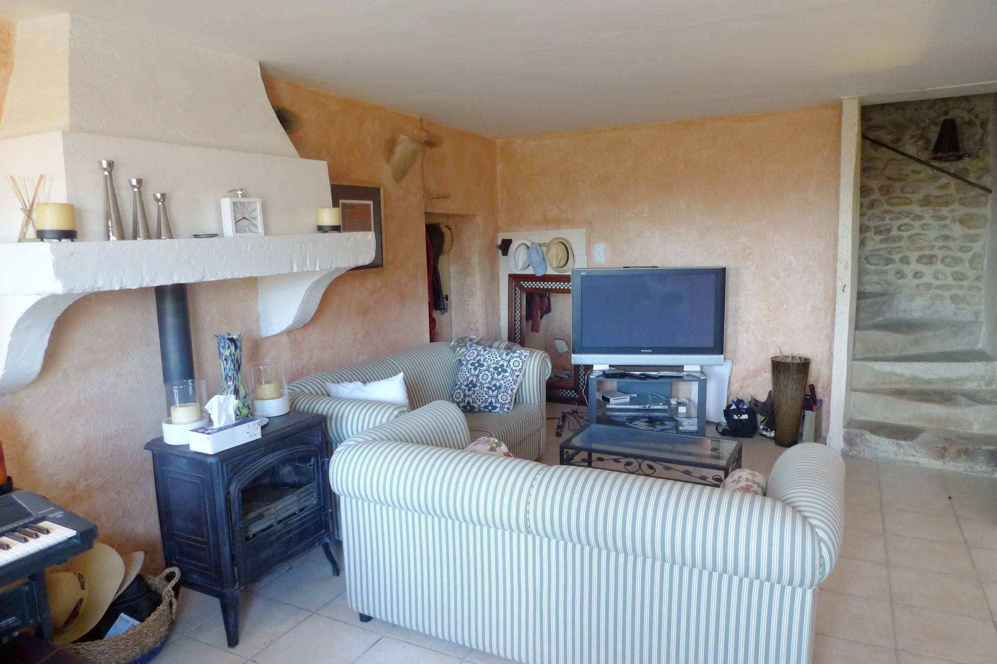 Visan Maison en Pierre vendue Par l'agence Christine Miranda Immobilier 